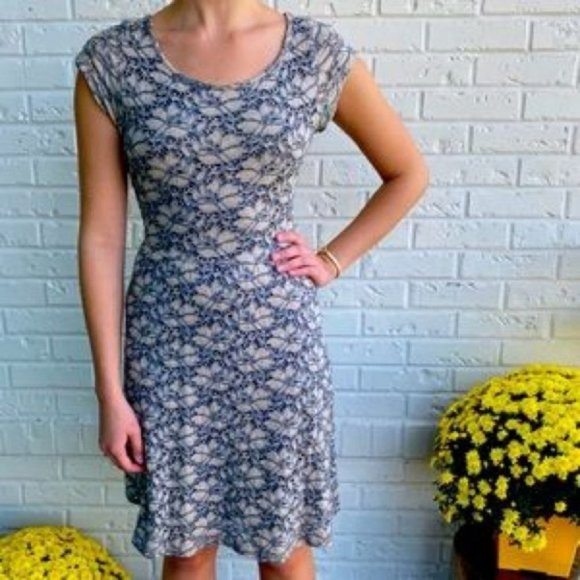 Deletta Anthro grey tan  floral eyelet Brushed Terra skater dress cap sleeve - Picture 15 of 16